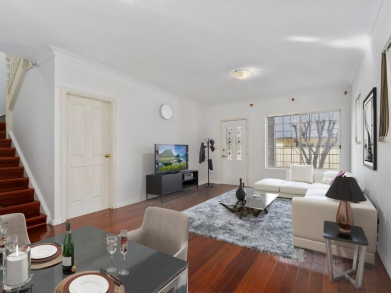 2/62 Hassall Street, Parramatta NSW 2150